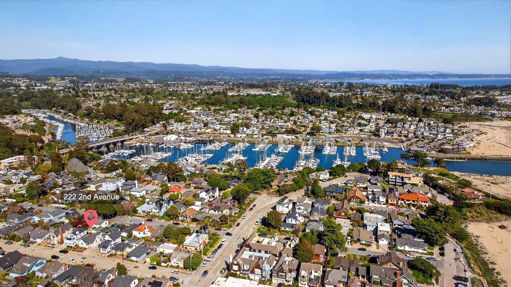 Detail Gallery Image 42 of 48 For 222 2nd Ave, Santa Cruz,  CA 95062 - 2 Beds | 2 Baths