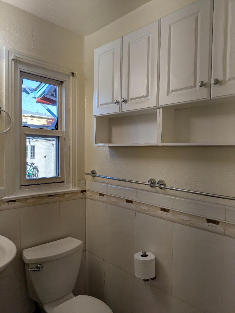 Detail Gallery Image 11 of 25 For 3726 Martin Dr, San Mateo,  CA 94403 - 2 Beds | 1 Baths