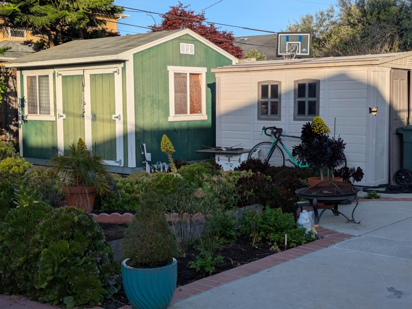 Detail Gallery Image 19 of 25 For 3726 Martin Dr, San Mateo,  CA 94403 - 2 Beds | 1 Baths