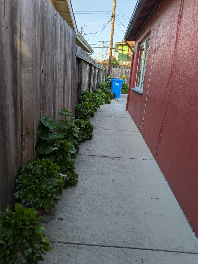 Detail Gallery Image 23 of 25 For 3726 Martin Dr, San Mateo,  CA 94403 - 2 Beds | 1 Baths