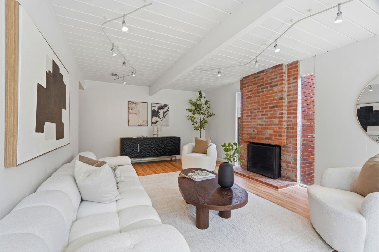 Detail Gallery Image 6 of 28 For 866 Cornwall Ct, Sunnyvale,  CA 94087 - 3 Beds | 2 Baths