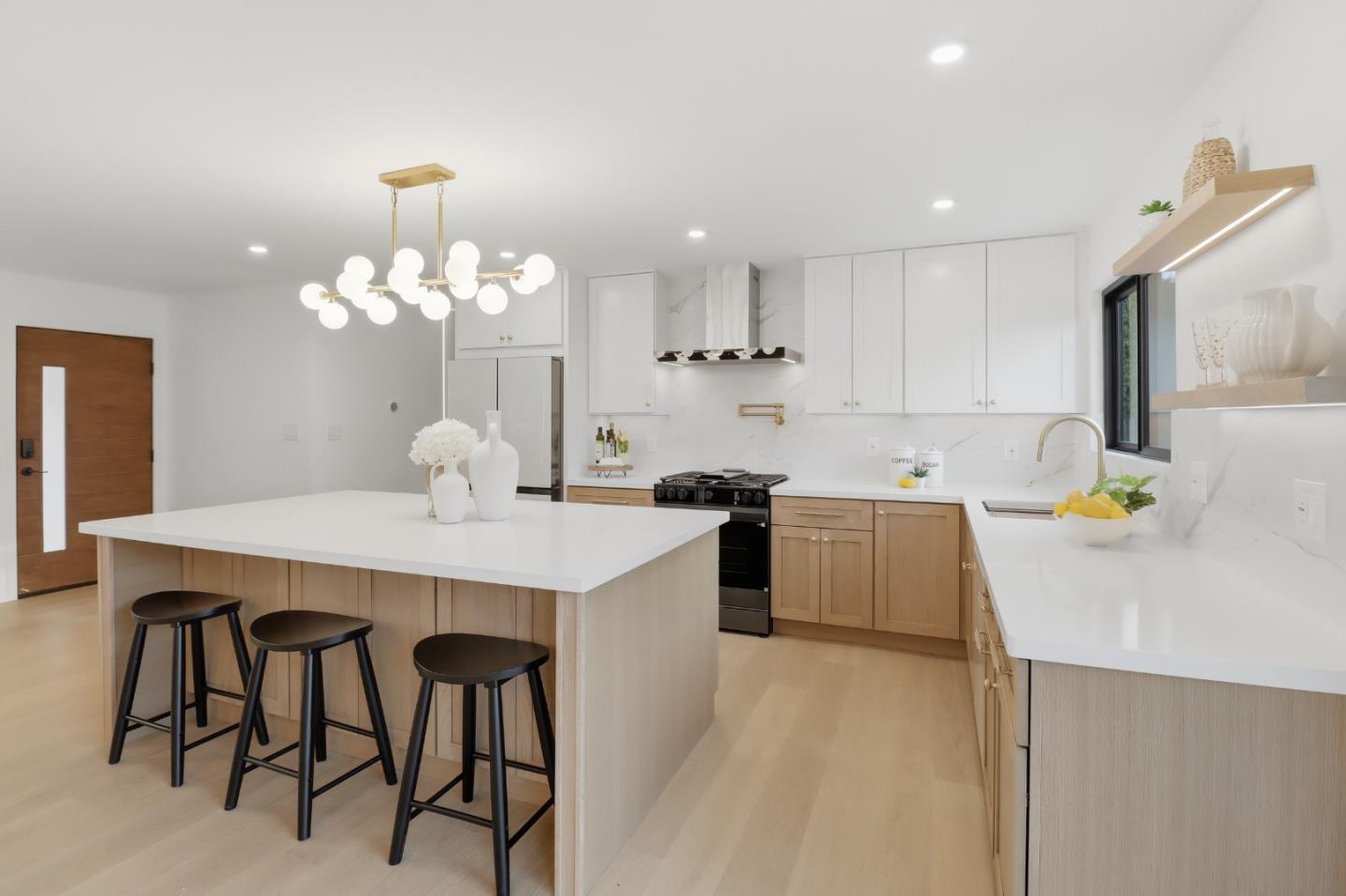 Detail Gallery Image 12 of 46 For 1177 Whitehall Ave, San Jose,  CA 95128 - 3 Beds | 2 Baths