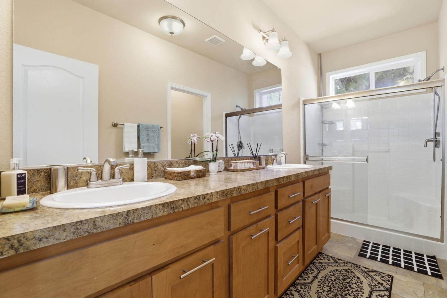 Detail Gallery Image 12 of 17 For 424 Shorewood Ln #424,  San Jose,  CA 95134 - 3 Beds | 2 Baths