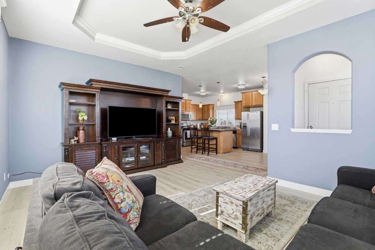 Detail Gallery Image 4 of 17 For 424 Shorewood Ln #424,  San Jose,  CA 95134 - 3 Beds | 2 Baths