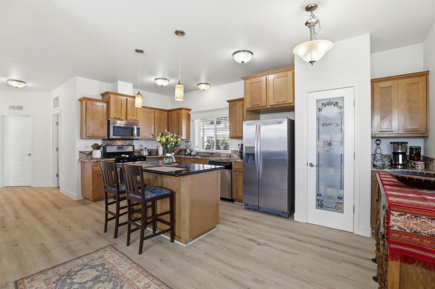 Detail Gallery Image 7 of 17 For 424 Shorewood Ln #424,  San Jose,  CA 95134 - 3 Beds | 2 Baths