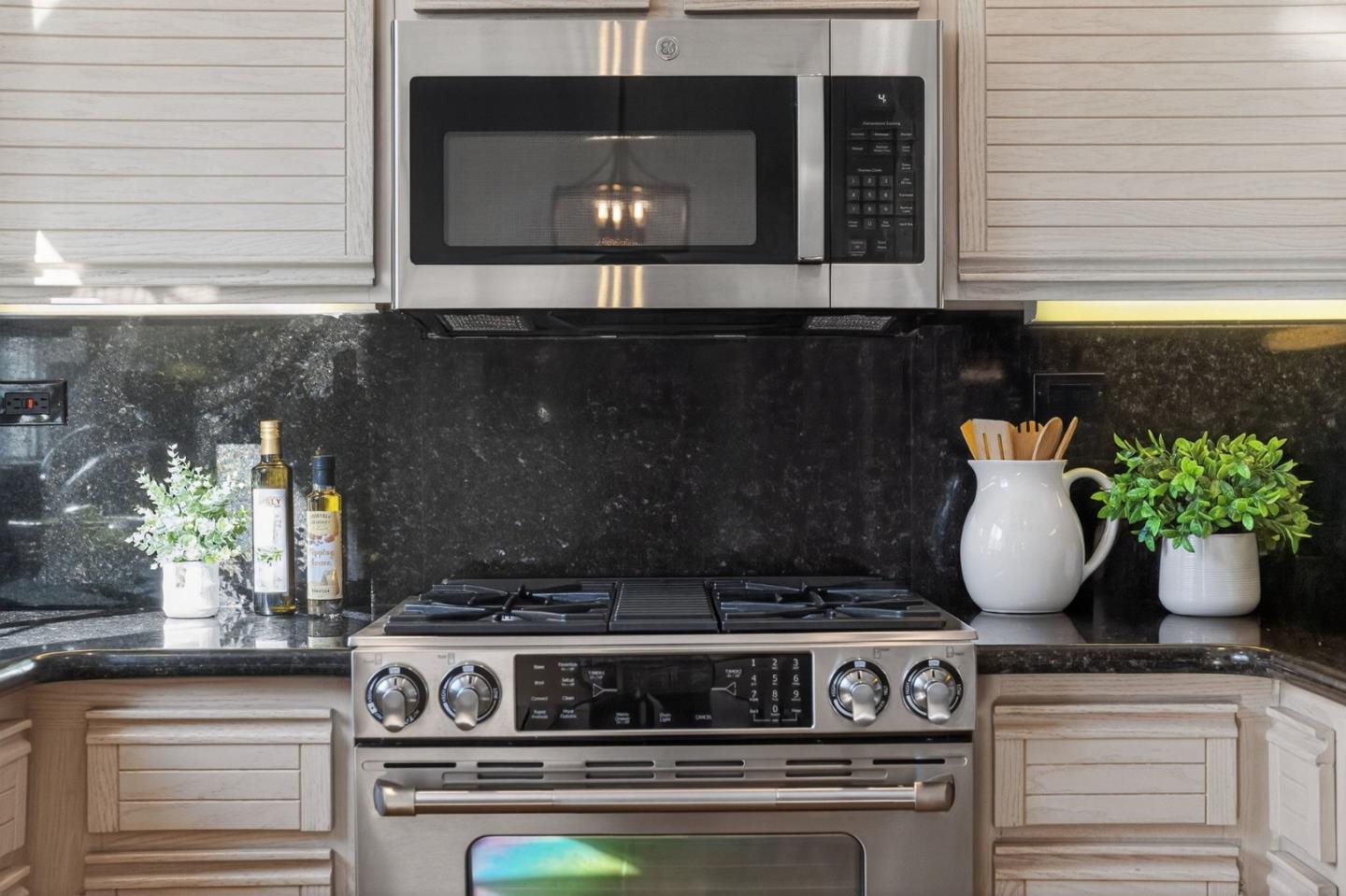 Detail Gallery Image 13 of 34 For 475 Milan Dr #113,  San Jose,  CA 95134 - 1 Beds | 1/1 Baths