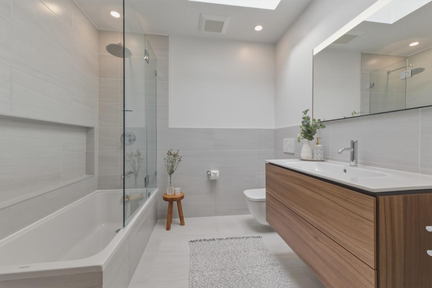 Detail Gallery Image 23 of 73 For 457 Oxford St, San Francisco,  CA 94134 - 3 Beds | 2 Baths