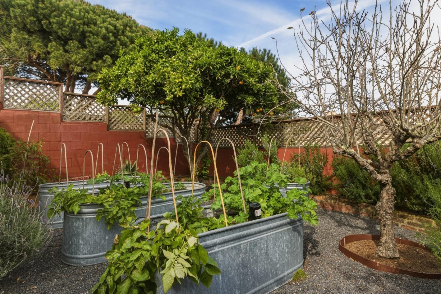 Detail Gallery Image 46 of 73 For 457 Oxford St, San Francisco,  CA 94134 - 3 Beds | 2 Baths