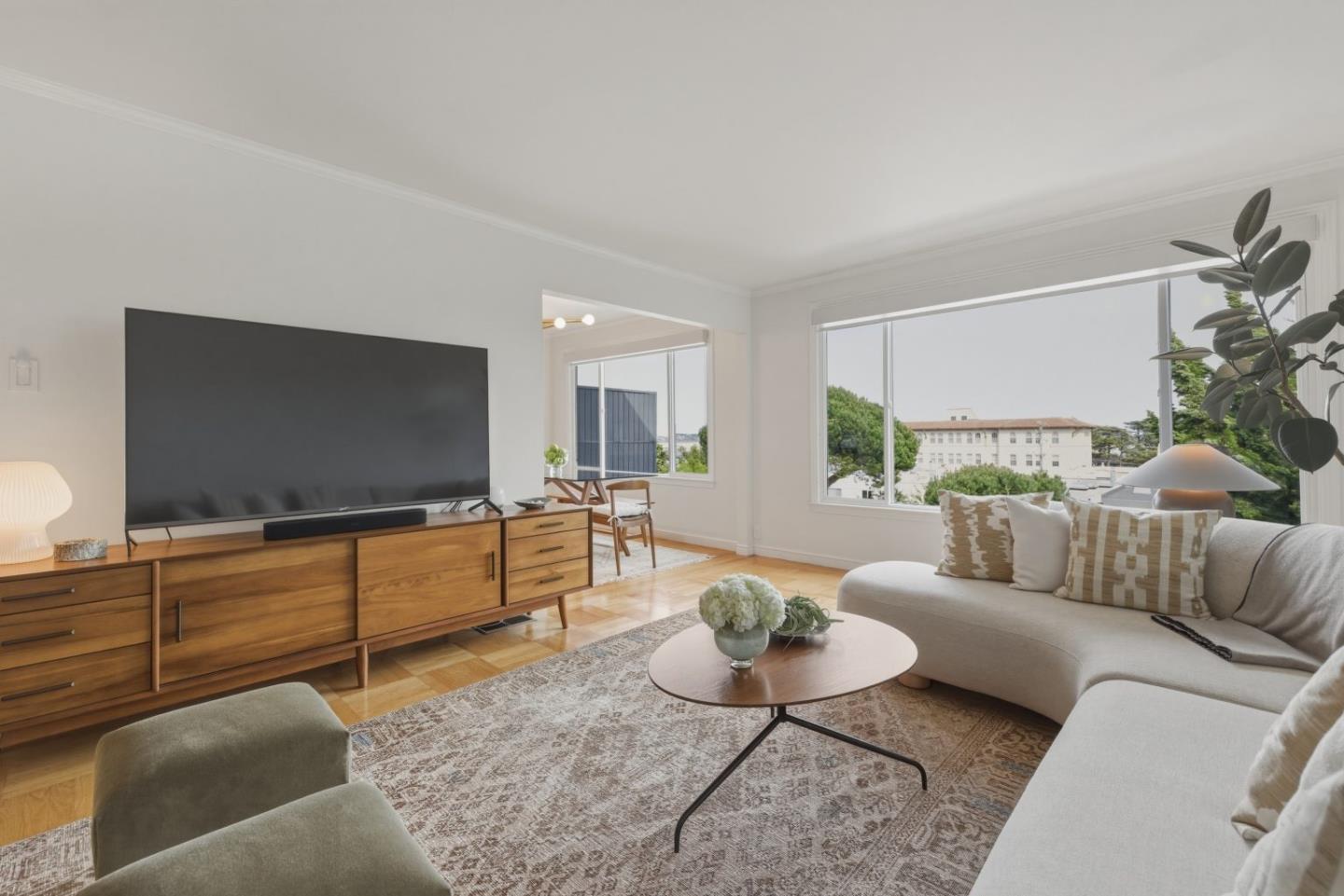 Detail Gallery Image 7 of 73 For 457 Oxford St, San Francisco,  CA 94134 - 3 Beds | 2 Baths