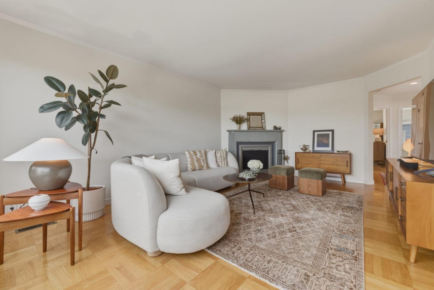 Detail Gallery Image 9 of 73 For 457 Oxford St, San Francisco,  CA 94134 - 3 Beds | 2 Baths