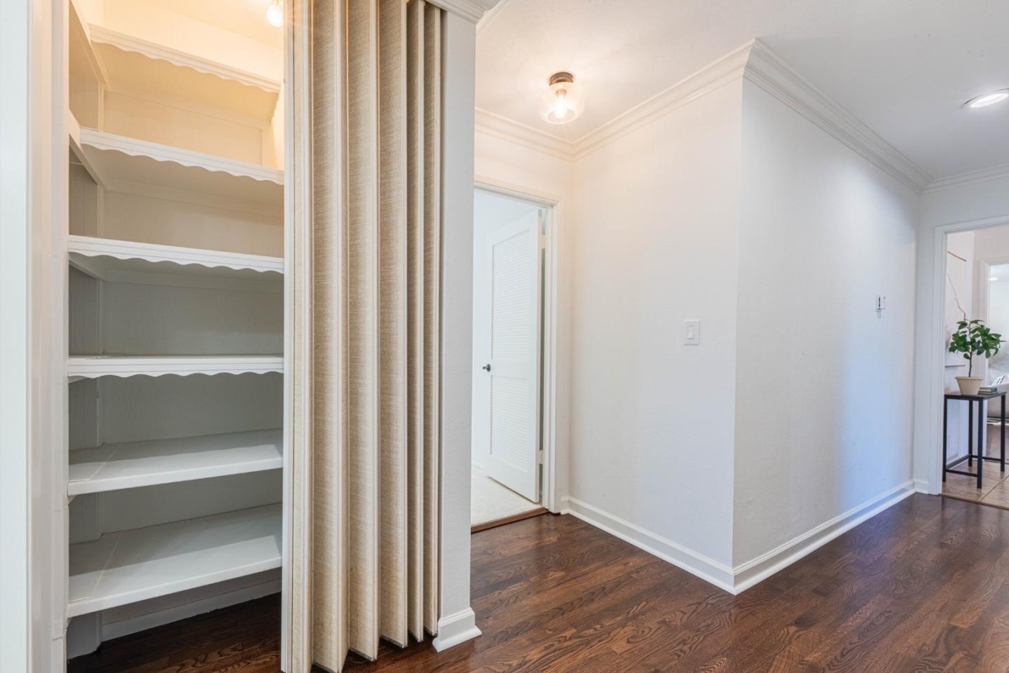 Detail Gallery Image 27 of 51 For 1211 via Paraiso, Salinas,  CA 93901 - 3 Beds | 2 Baths