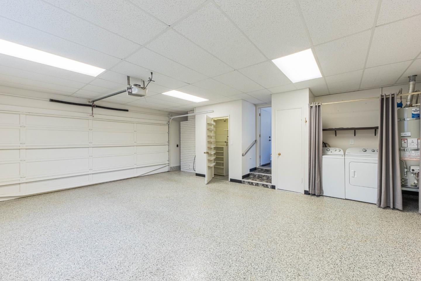 Detail Gallery Image 36 of 51 For 1211 via Paraiso, Salinas,  CA 93901 - 3 Beds | 2 Baths