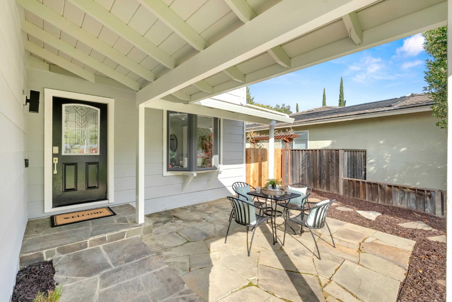 Detail Gallery Image 12 of 71 For 1451 Elwood Dr, Los Gatos,  CA 95032 - 5 Beds | 2/1 Baths