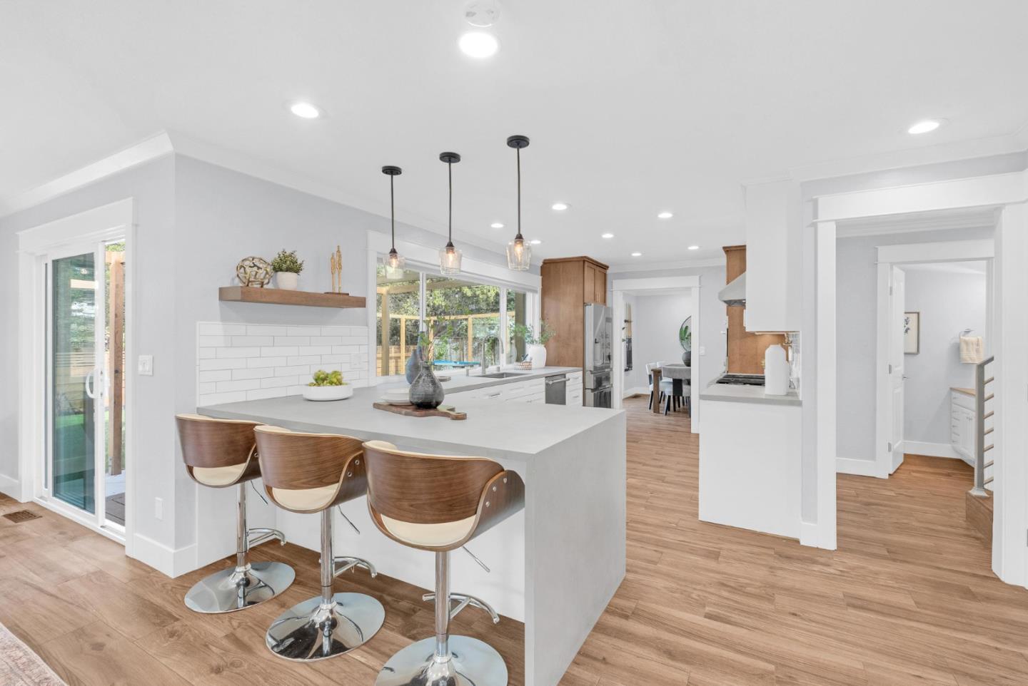 Detail Gallery Image 20 of 71 For 1451 Elwood Dr, Los Gatos,  CA 95032 - 5 Beds | 2/1 Baths