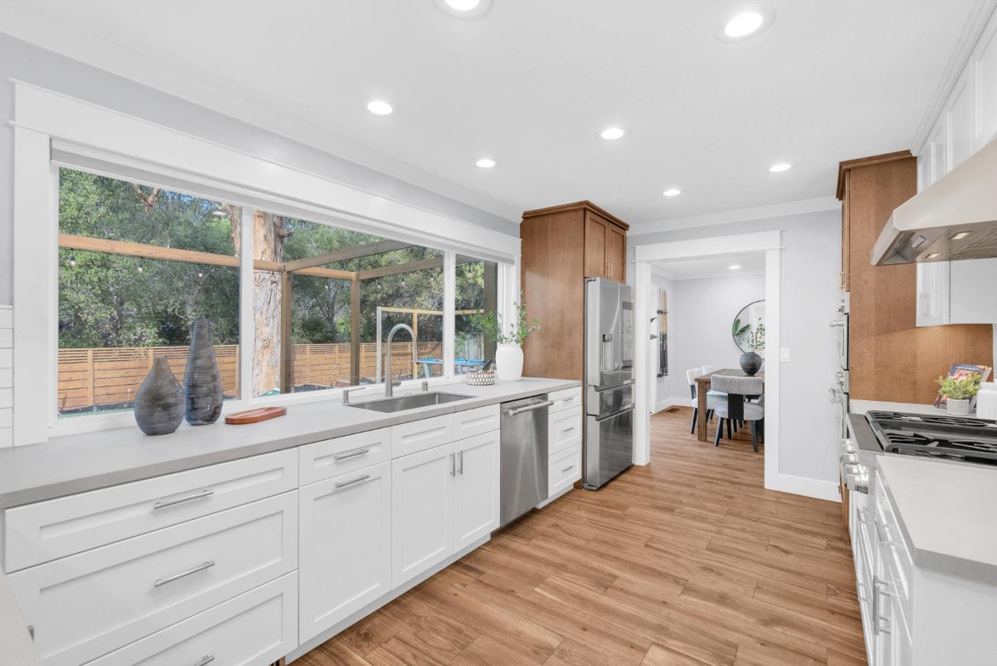 Detail Gallery Image 23 of 71 For 1451 Elwood Dr, Los Gatos,  CA 95032 - 5 Beds | 2/1 Baths