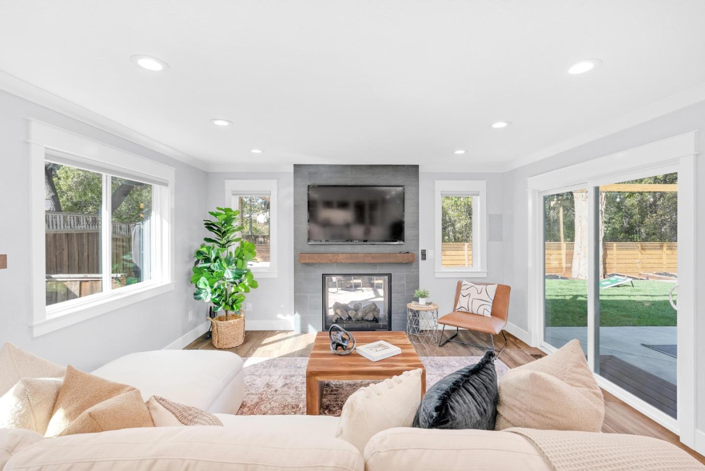 Detail Gallery Image 31 of 71 For 1451 Elwood Dr, Los Gatos,  CA 95032 - 5 Beds | 2/1 Baths