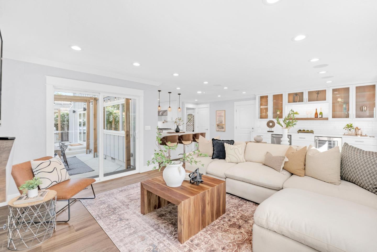 Detail Gallery Image 33 of 71 For 1451 Elwood Dr, Los Gatos,  CA 95032 - 5 Beds | 2/1 Baths