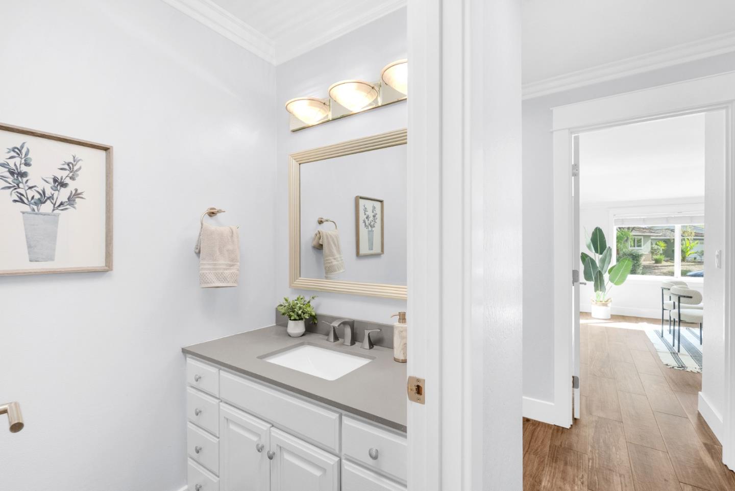 Detail Gallery Image 34 of 71 For 1451 Elwood Dr, Los Gatos,  CA 95032 - 5 Beds | 2/1 Baths