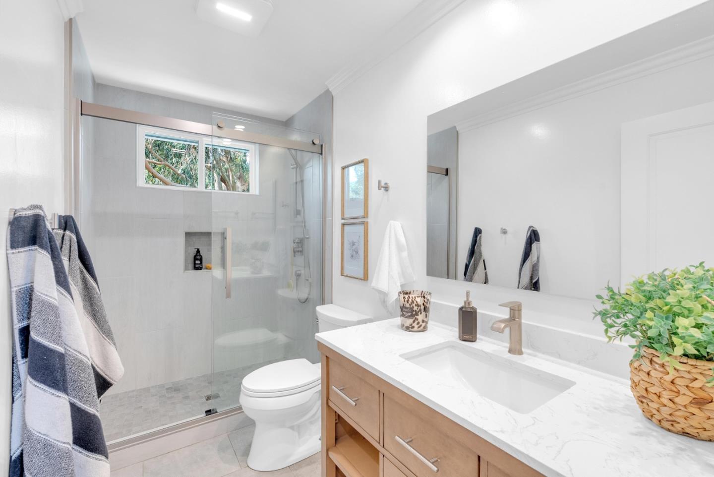 Detail Gallery Image 54 of 71 For 1451 Elwood Dr, Los Gatos,  CA 95032 - 5 Beds | 2/1 Baths