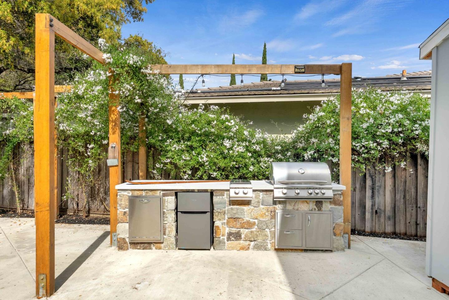 Detail Gallery Image 58 of 71 For 1451 Elwood Dr, Los Gatos,  CA 95032 - 5 Beds | 2/1 Baths