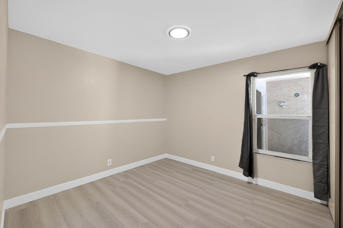 Detail Gallery Image 15 of 30 For 3957 Tiverton Dr, San Jose,  CA 95121 - 3 Beds | 2 Baths