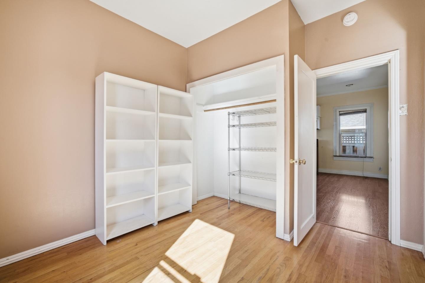 Detail Gallery Image 13 of 42 For 1270 Pierce St, Santa Clara,  CA 95050 - 3 Beds | 1 Baths