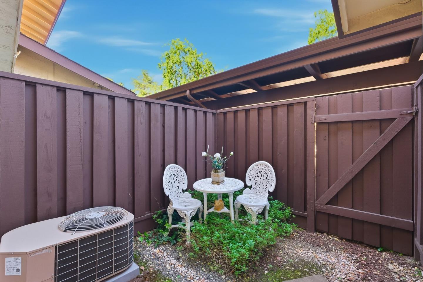 Detail Gallery Image 23 of 38 For 4994 Peach Ter, Campbell,  CA 95008 - 2 Beds | 1/1 Baths