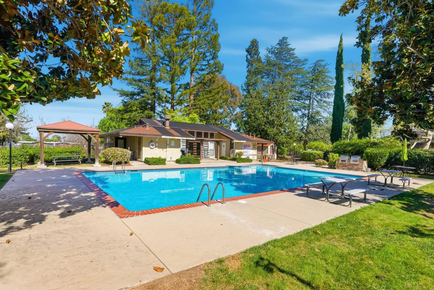 Detail Gallery Image 28 of 38 For 4994 Peach Ter, Campbell,  CA 95008 - 2 Beds | 1/1 Baths