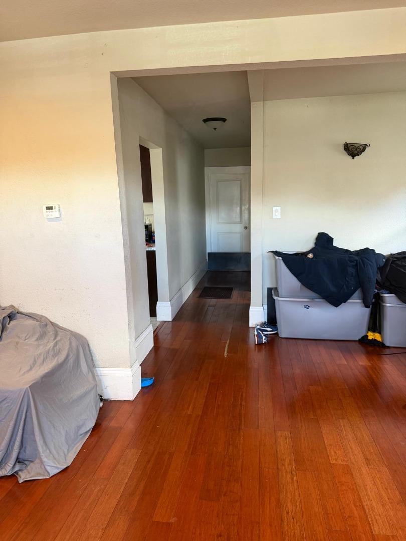 Detail Gallery Image 10 of 29 For 1744 E 22nd St, Oakland,  CA 94606 - 2 Beds | 1 Baths