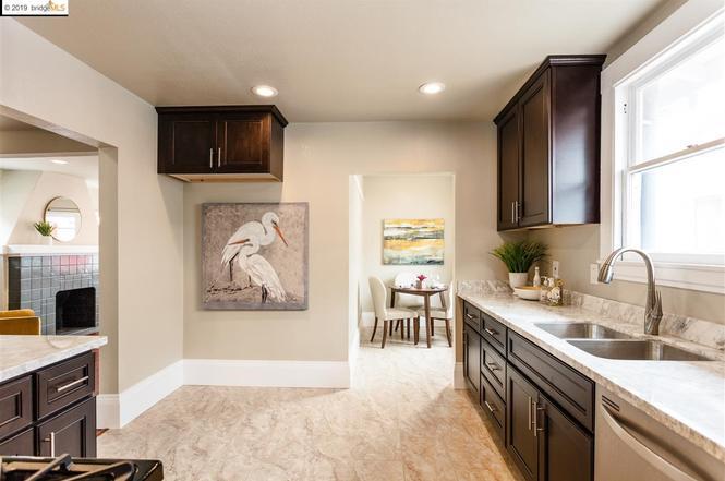 Detail Gallery Image 15 of 29 For 1744 E 22nd St, Oakland,  CA 94606 - 2 Beds | 1 Baths