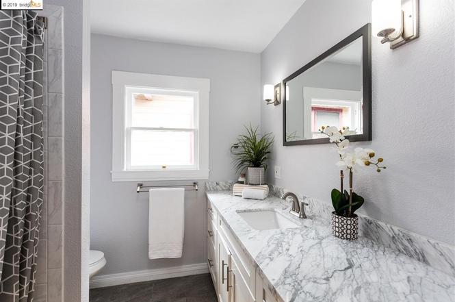 Detail Gallery Image 21 of 29 For 1744 E 22nd St, Oakland,  CA 94606 - 2 Beds | 1 Baths