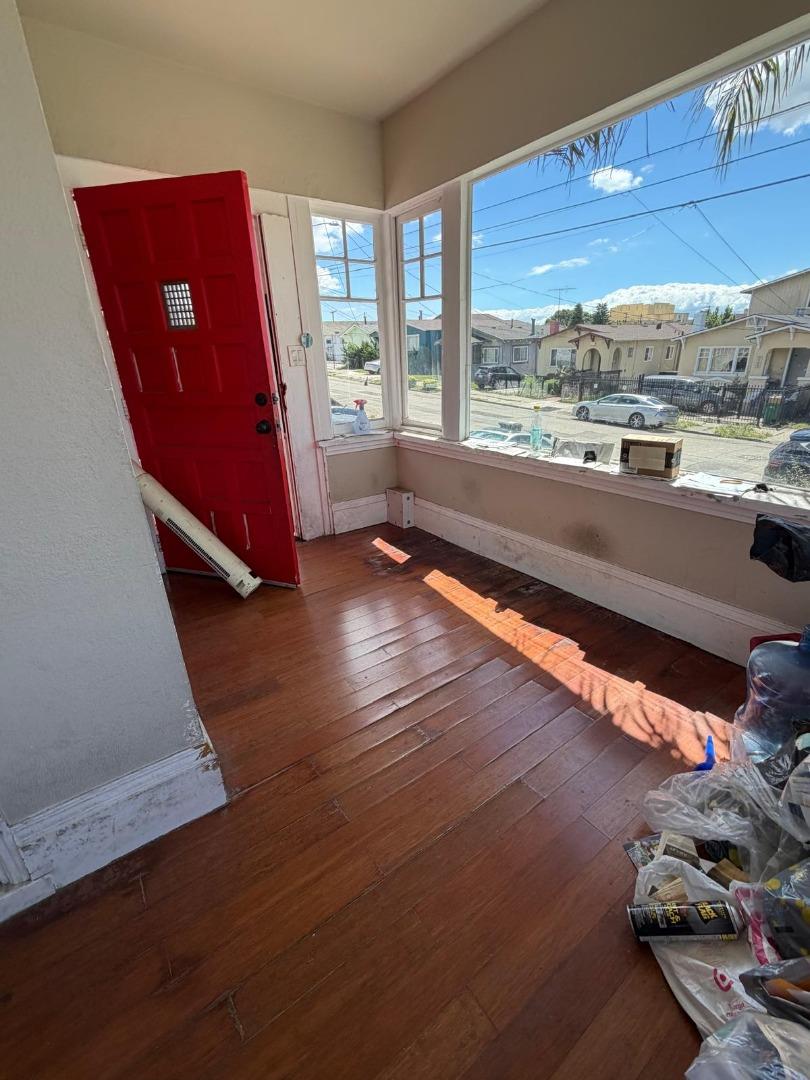 Detail Gallery Image 24 of 29 For 1744 E 22nd St, Oakland,  CA 94606 - 2 Beds | 1 Baths