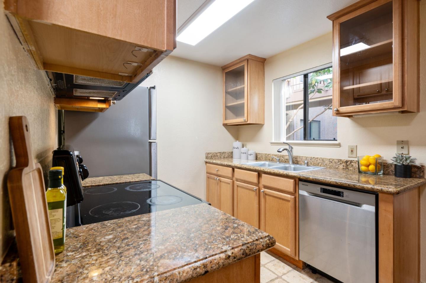 Detail Gallery Image 10 of 28 For 2250 Monroe St #184,  Santa Clara,  CA 95050 - 1 Beds | 1 Baths
