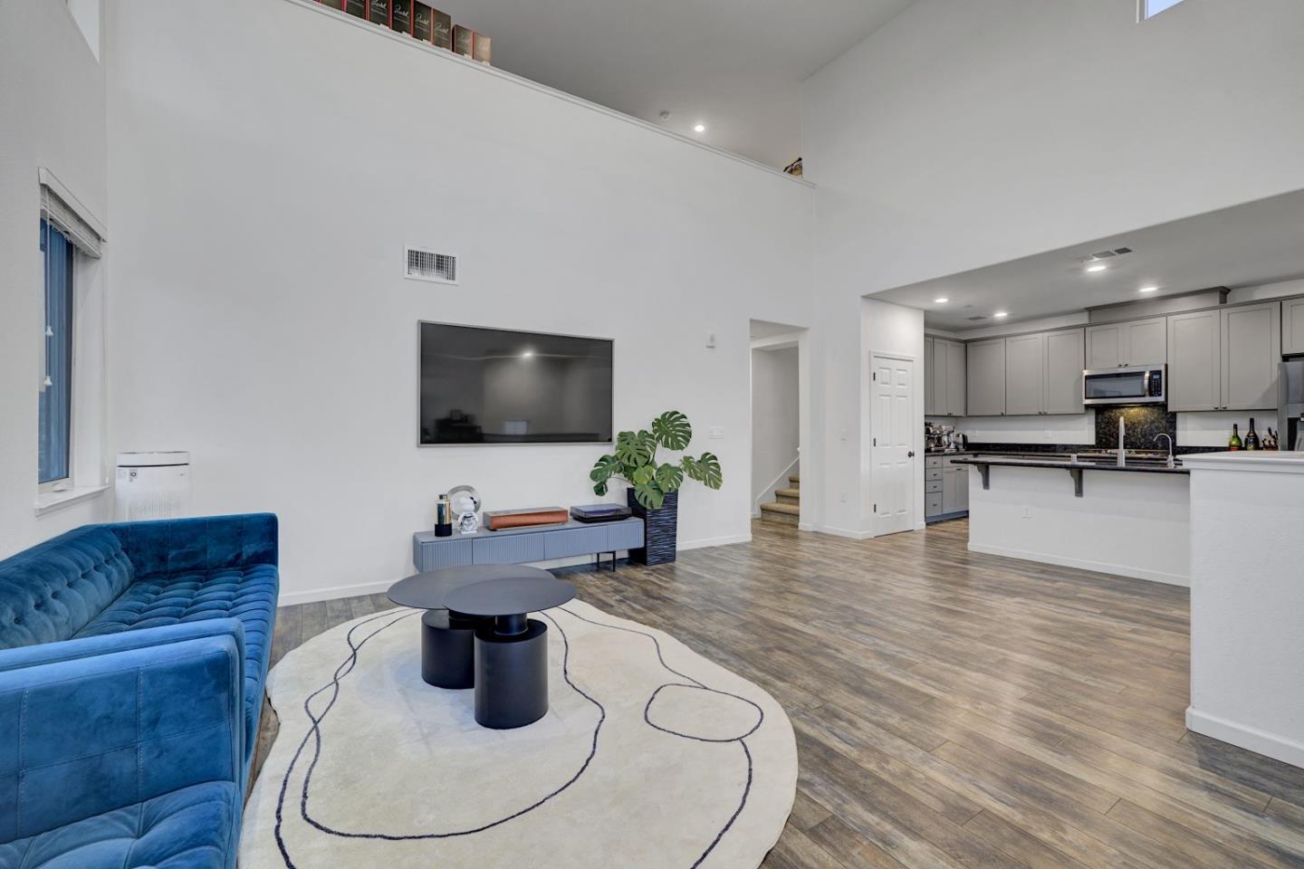 Detail Gallery Image 12 of 40 For 3086 Manuel St #2,  San Jose,  CA 95136 - 2 Beds | 2 Baths
