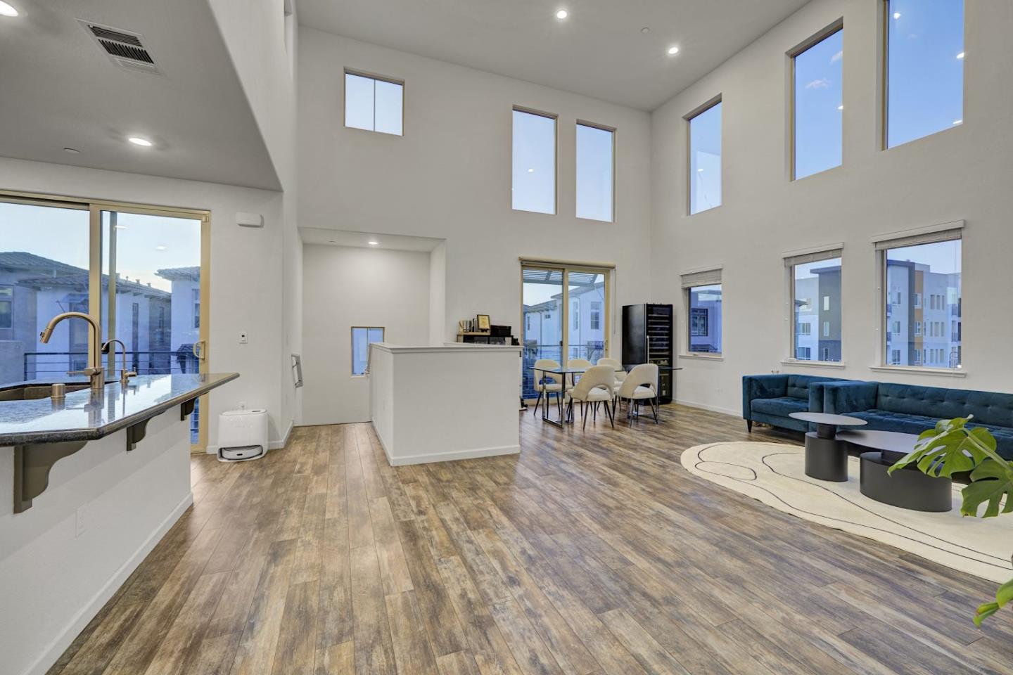 Detail Gallery Image 16 of 40 For 3086 Manuel St #2,  San Jose,  CA 95136 - 2 Beds | 2 Baths