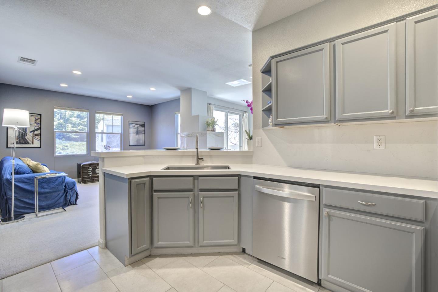 Detail Gallery Image 15 of 50 For 914 Brea Ln, San Jose,  CA 95138 - 2 Beds | 2 Baths