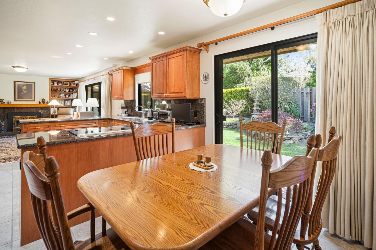 Detail Gallery Image 20 of 46 For 2911 Colton Rd, Pebble Beach,  CA 93953 - 3 Beds | 2/1 Baths