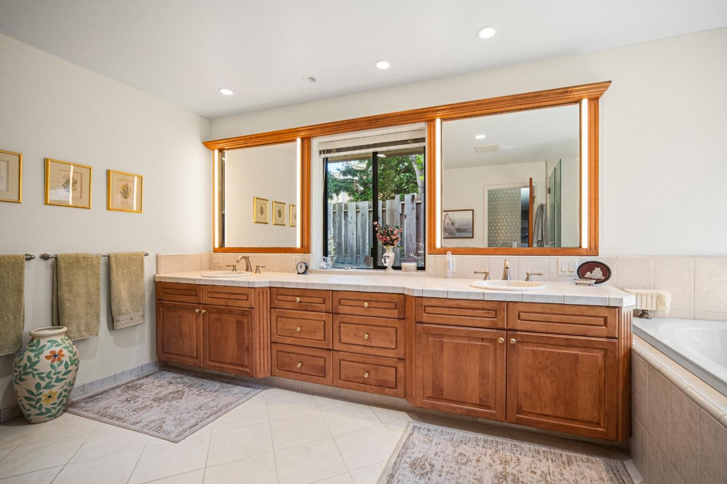Detail Gallery Image 28 of 46 For 2911 Colton Rd, Pebble Beach,  CA 93953 - 3 Beds | 2/1 Baths