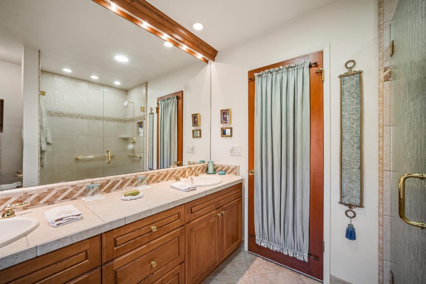 Detail Gallery Image 32 of 46 For 2911 Colton Rd, Pebble Beach,  CA 93953 - 3 Beds | 2/1 Baths