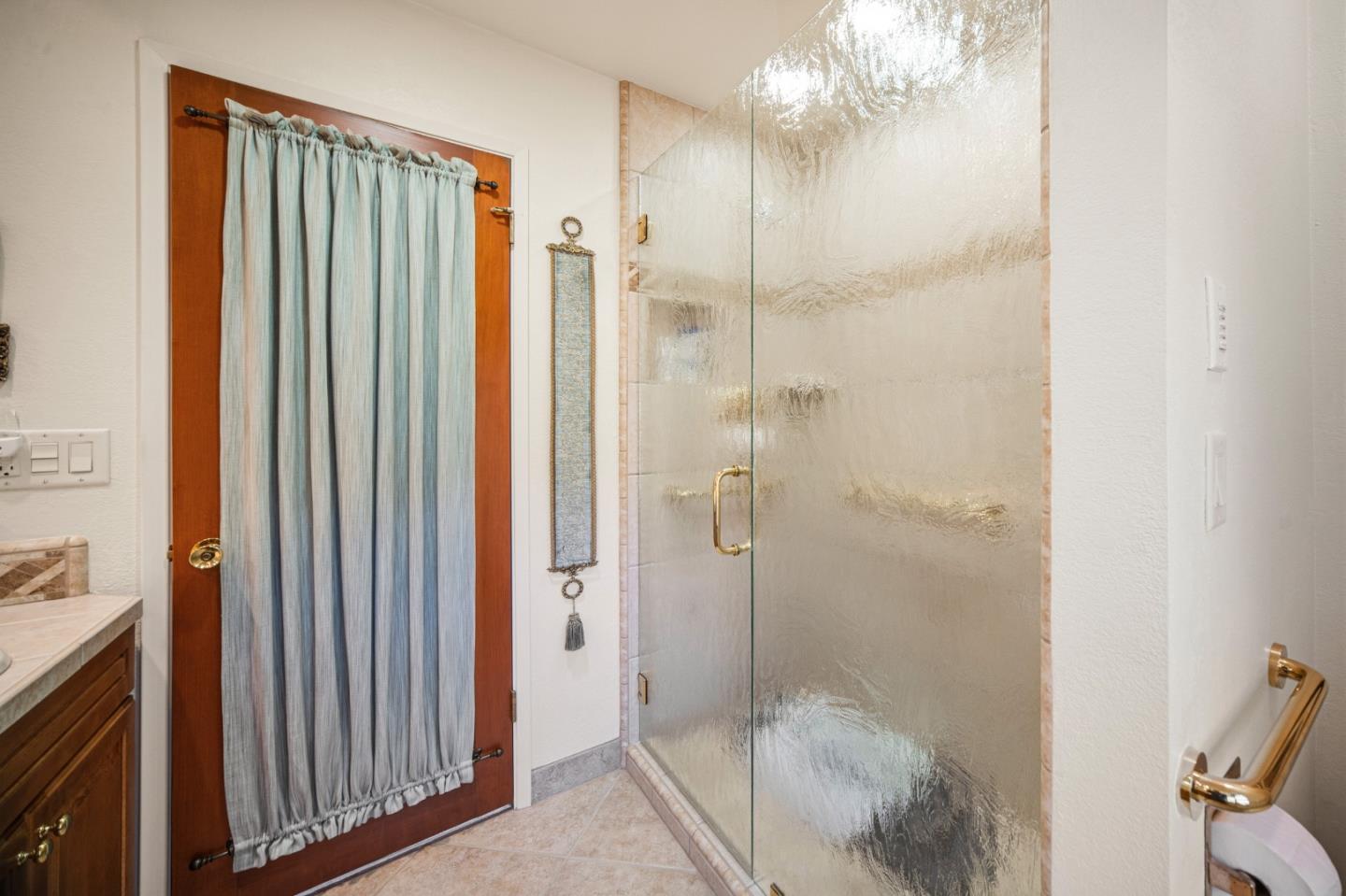 Detail Gallery Image 33 of 46 For 2911 Colton Rd, Pebble Beach,  CA 93953 - 3 Beds | 2/1 Baths