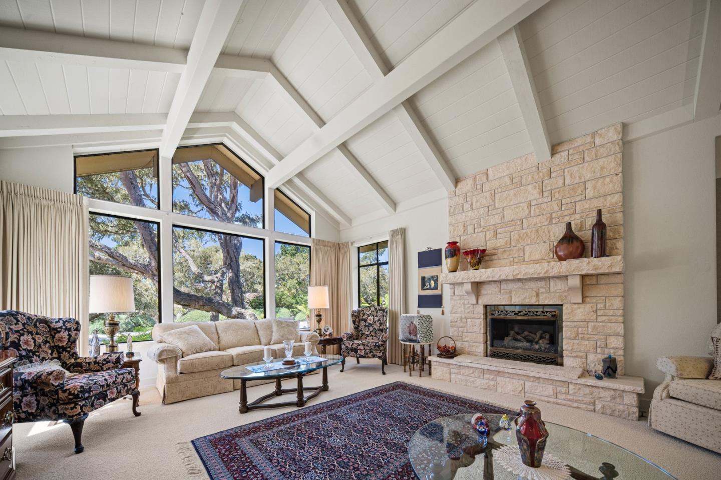 Detail Gallery Image 7 of 46 For 2911 Colton Rd, Pebble Beach,  CA 93953 - 3 Beds | 2/1 Baths