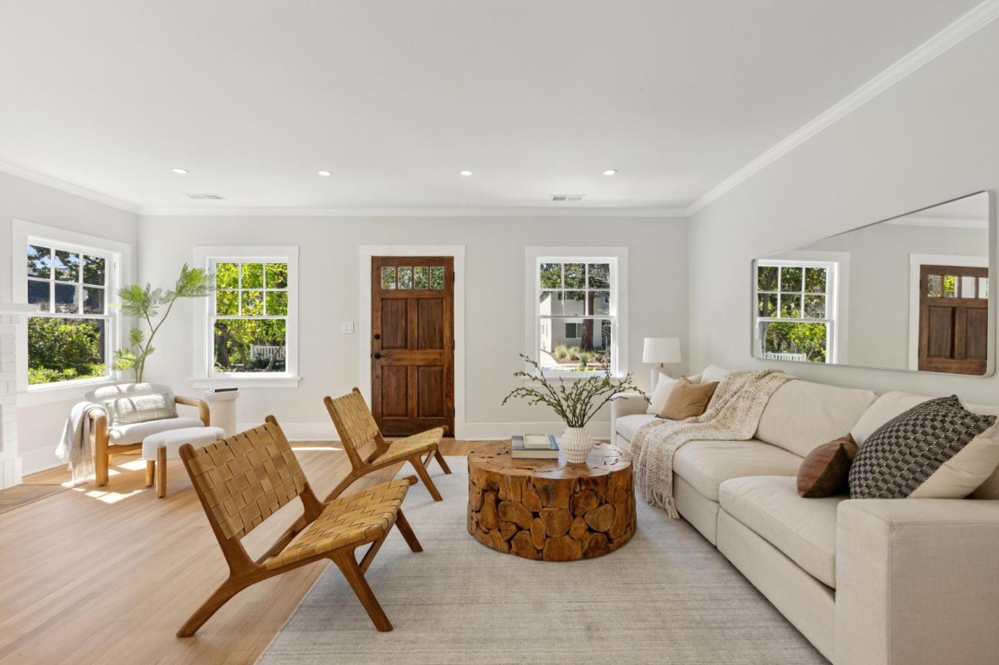 Detail Gallery Image 5 of 38 For 1619 Escobita Ave, Palo Alto,  CA 94306 - 3 Beds | 2/1 Baths