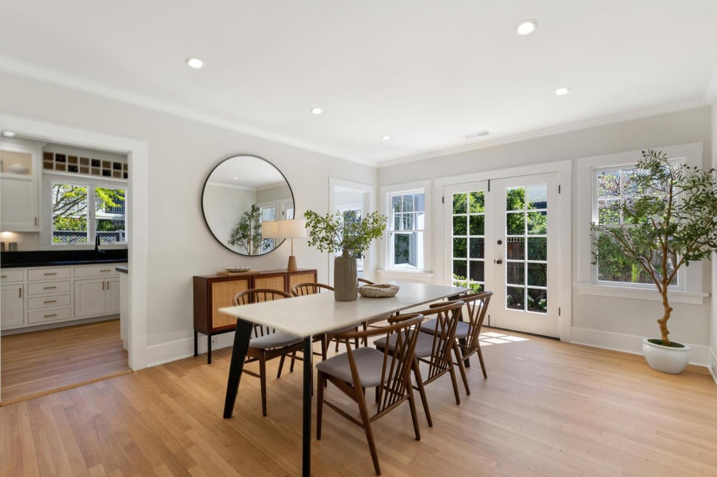 Detail Gallery Image 6 of 38 For 1619 Escobita Ave, Palo Alto,  CA 94306 - 3 Beds | 2/1 Baths