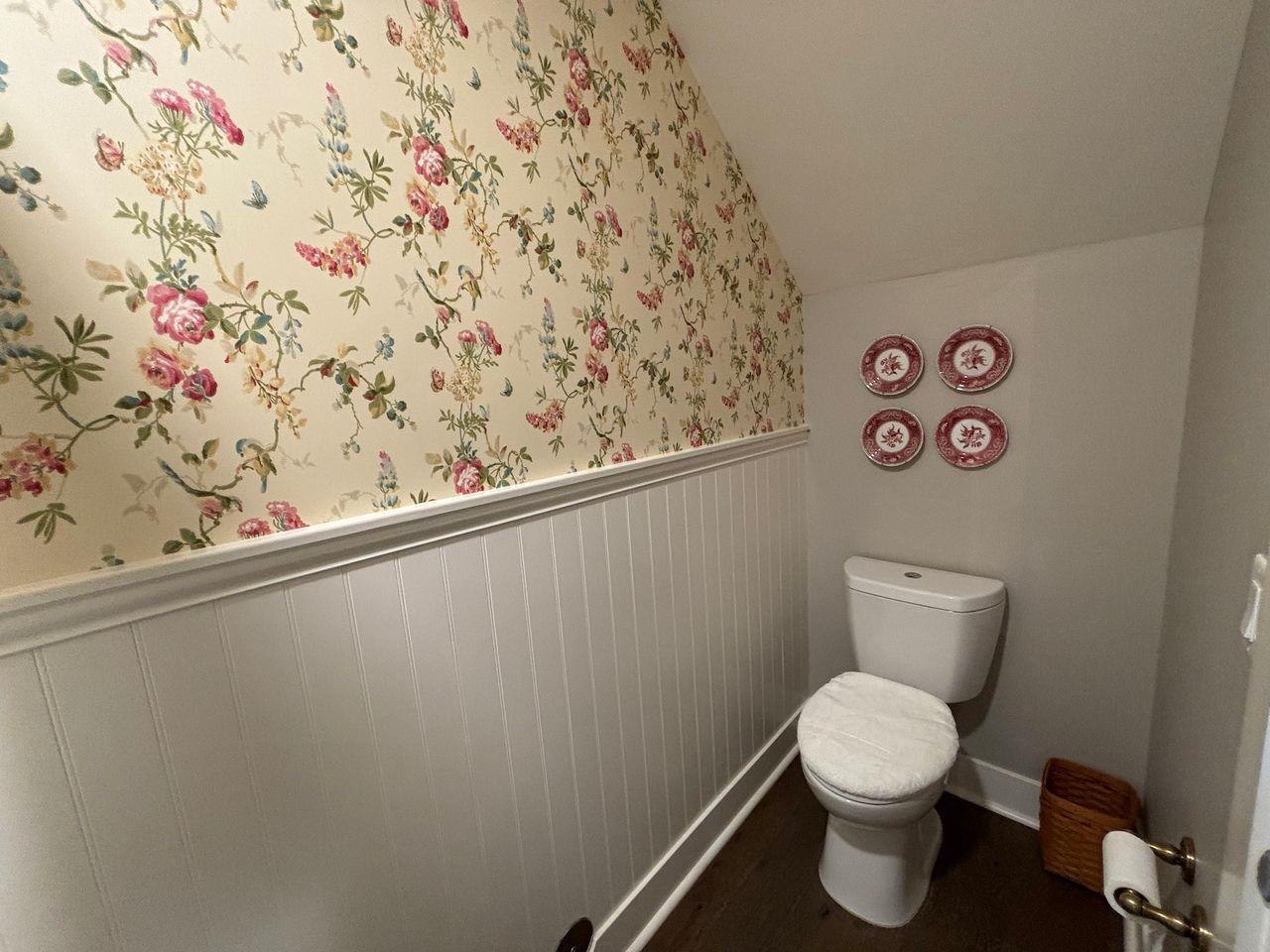 Detail Gallery Image 11 of 33 For 450 Granite Way, Aptos,  CA 95003 - 3 Beds | 2/1 Baths