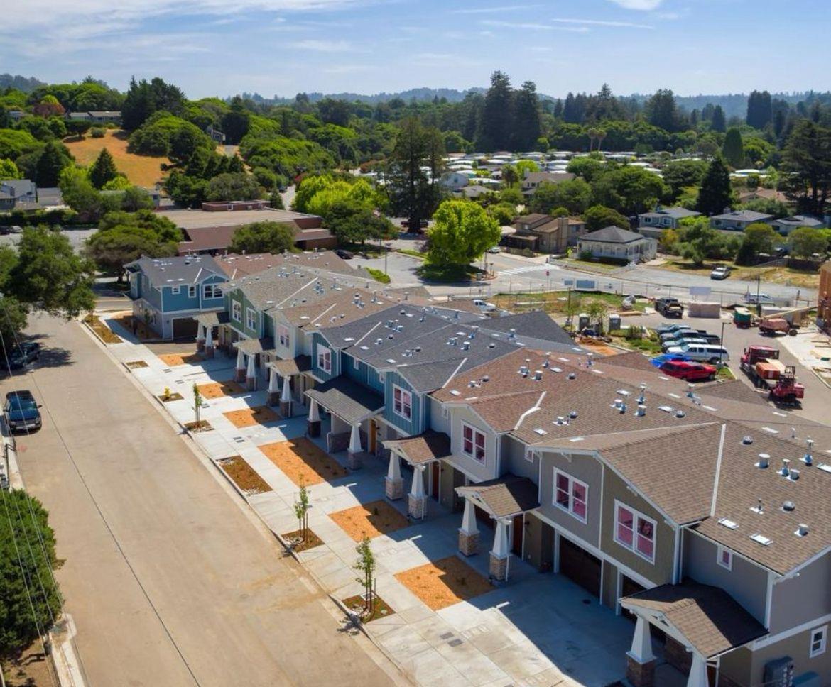 Detail Gallery Image 28 of 33 For 450 Granite Way, Aptos,  CA 95003 - 3 Beds | 2/1 Baths