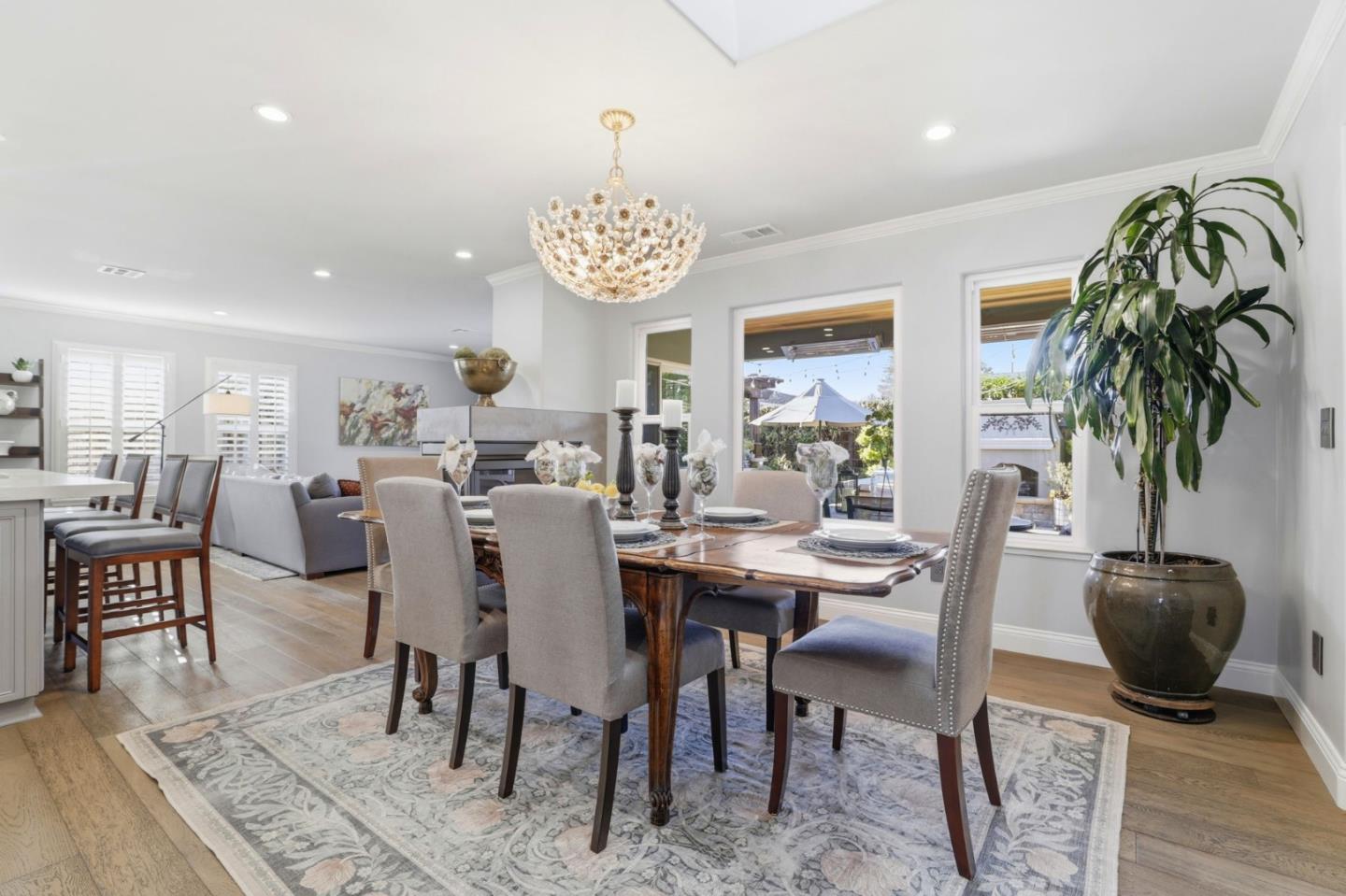 Detail Gallery Image 15 of 44 For 1351 Robsheal Dr, San Jose,  CA 95125 - 3 Beds | 2/1 Baths