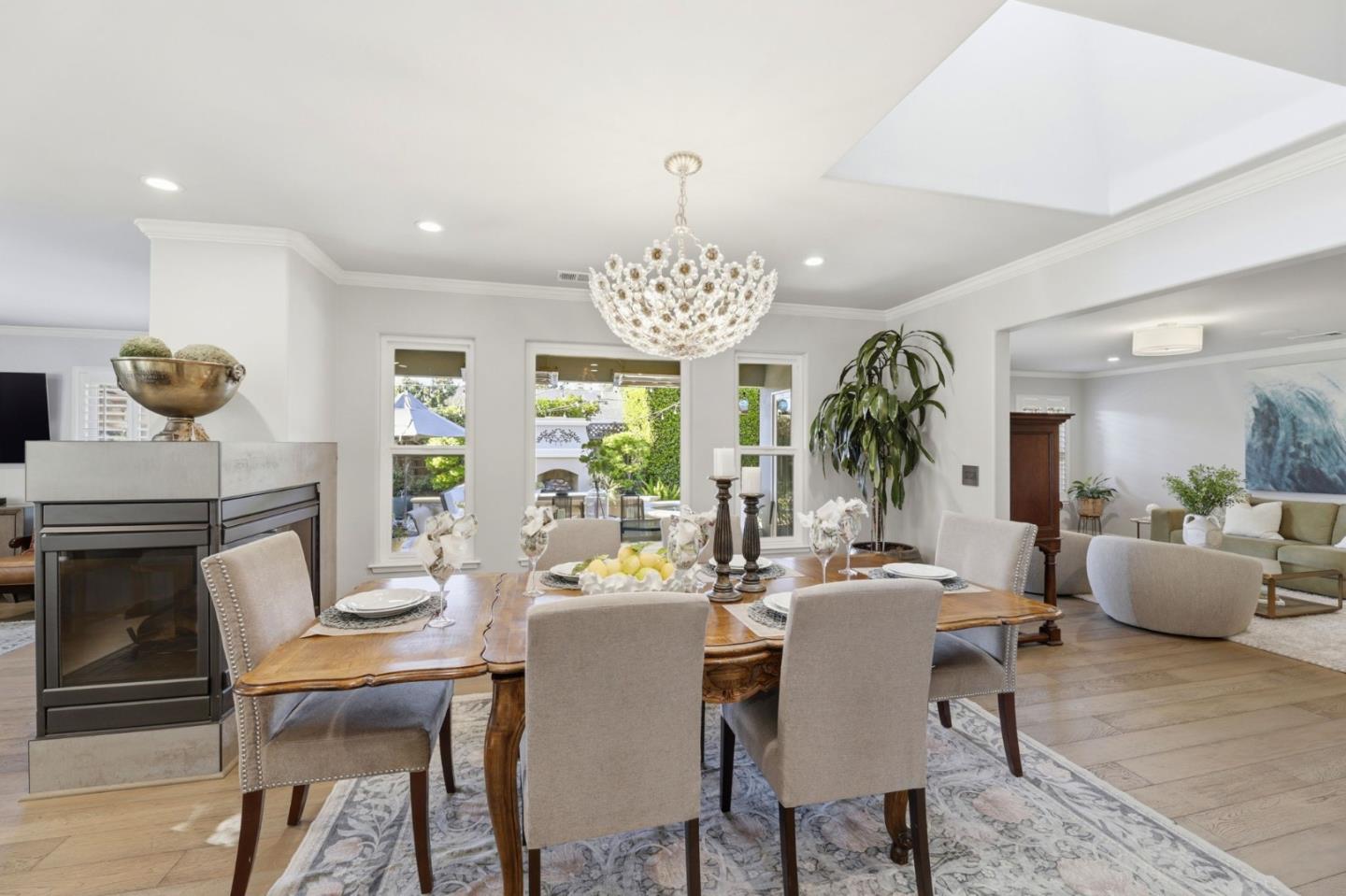 Detail Gallery Image 17 of 44 For 1351 Robsheal Dr, San Jose,  CA 95125 - 3 Beds | 2/1 Baths