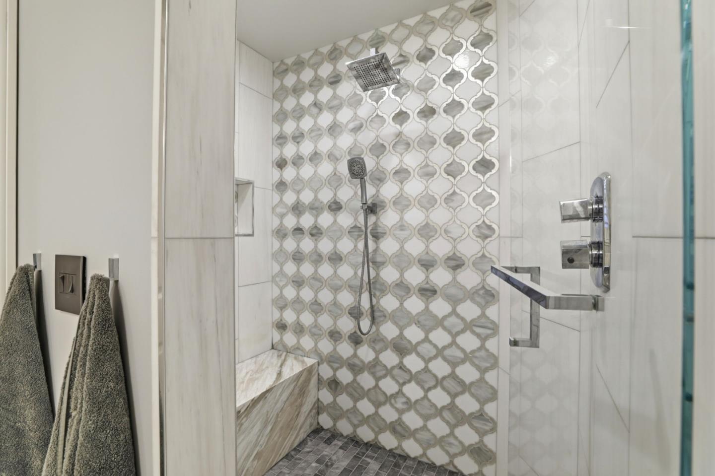 Detail Gallery Image 22 of 44 For 1351 Robsheal Dr, San Jose,  CA 95125 - 3 Beds | 2/1 Baths