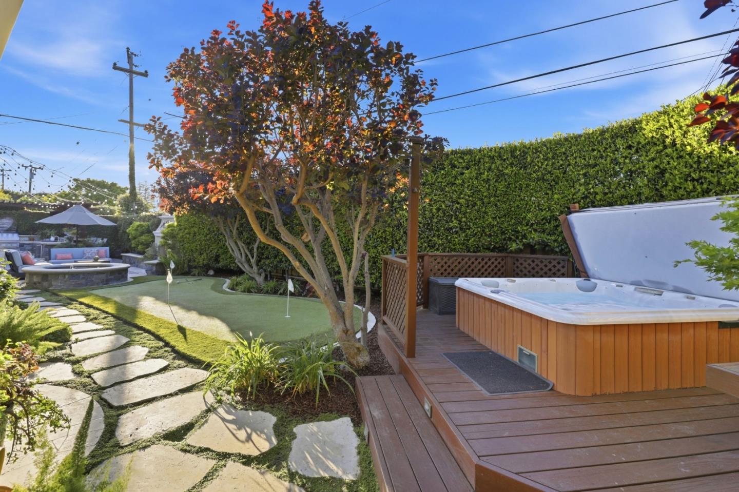 Detail Gallery Image 38 of 44 For 1351 Robsheal Dr, San Jose,  CA 95125 - 3 Beds | 2/1 Baths