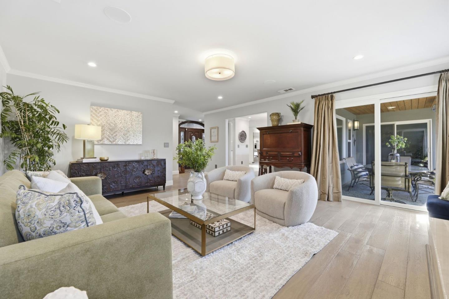 Detail Gallery Image 7 of 44 For 1351 Robsheal Dr, San Jose,  CA 95125 - 3 Beds | 2/1 Baths